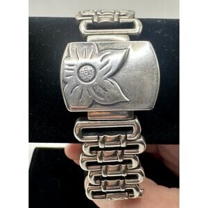 Nine West Women's Flip Cover Silver Tone Chunky Bracelet Watch Y2K/2000 Fashion